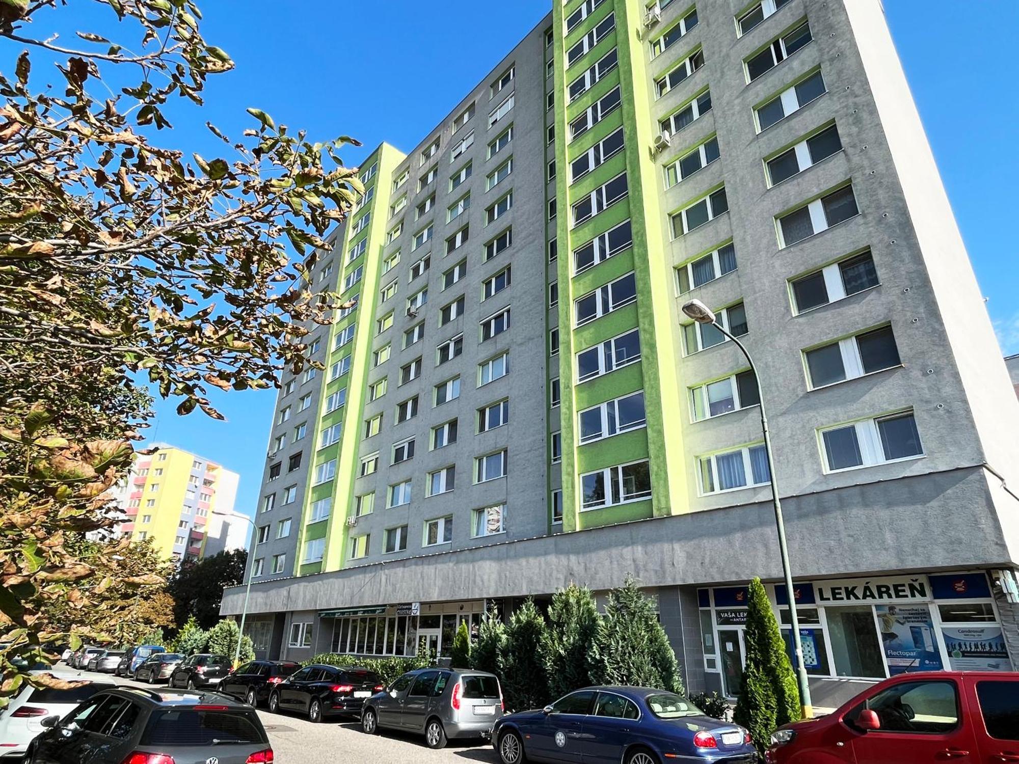 Air-Conditioned Studio, Close To City Centre & Tram Stop Bratislava Exterior photo