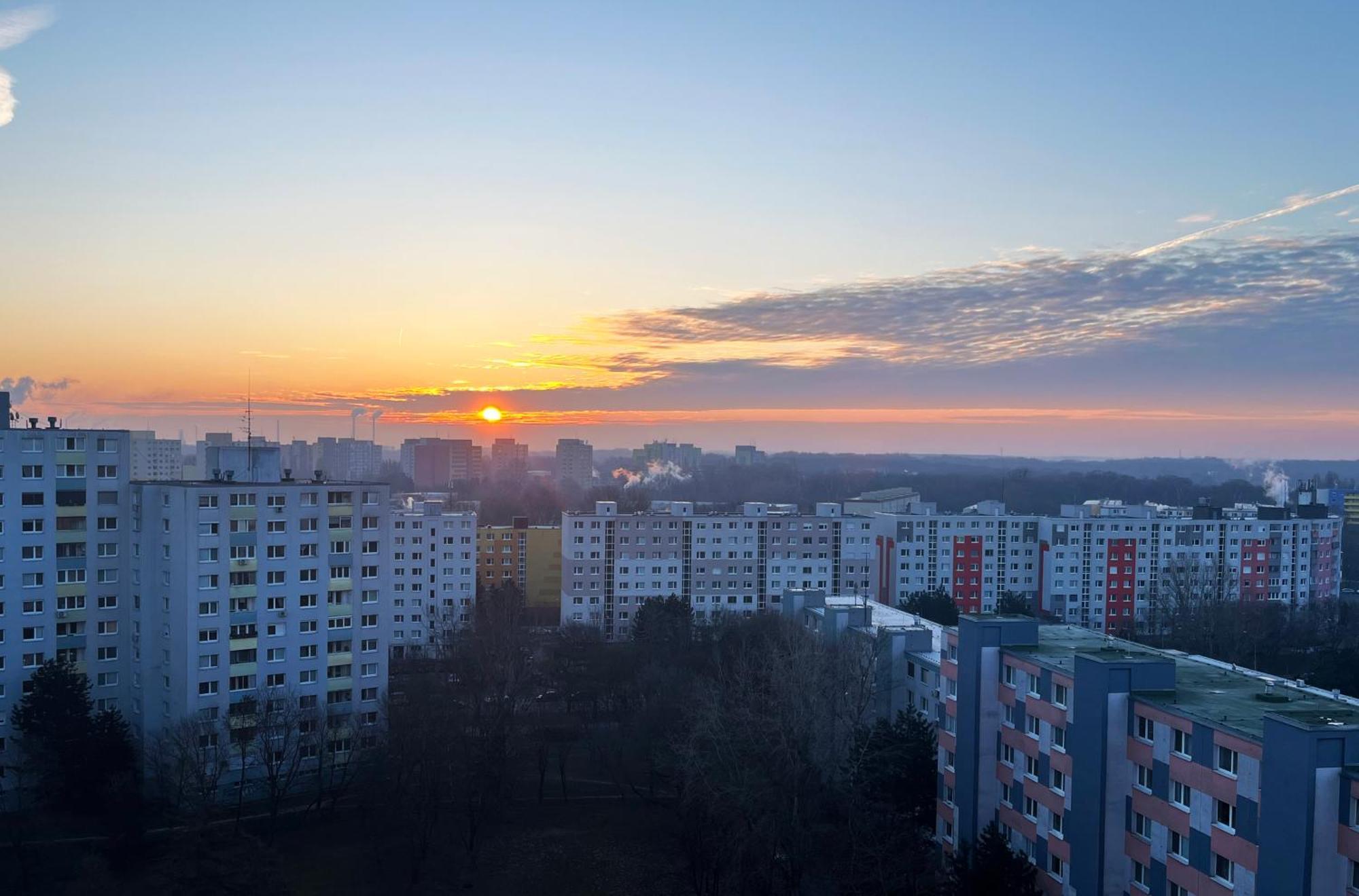 Air-Conditioned Studio, Close To City Centre & Tram Stop Bratislava Exterior photo